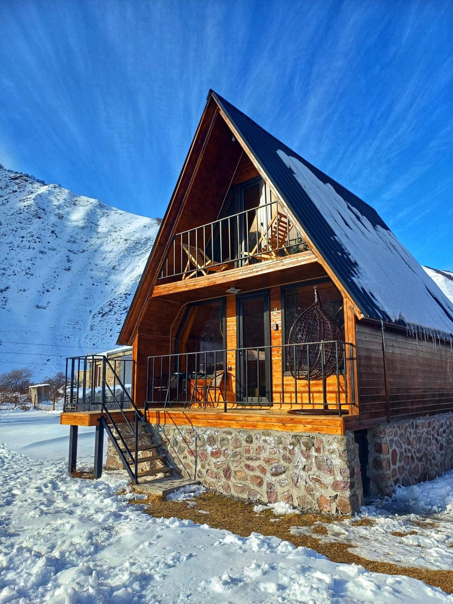 Panorama Cottages In Sno Екстериор снимка