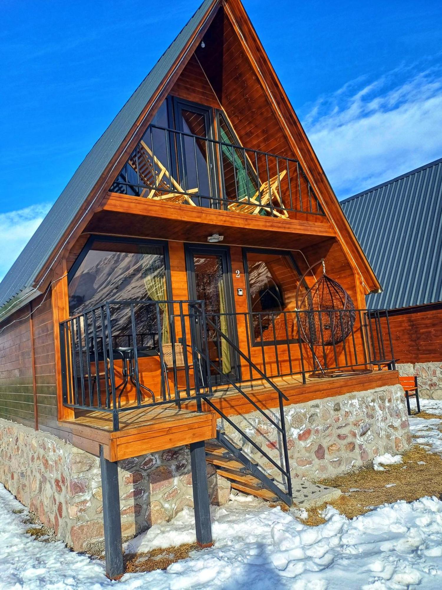 Panorama Cottages In Sno Екстериор снимка
