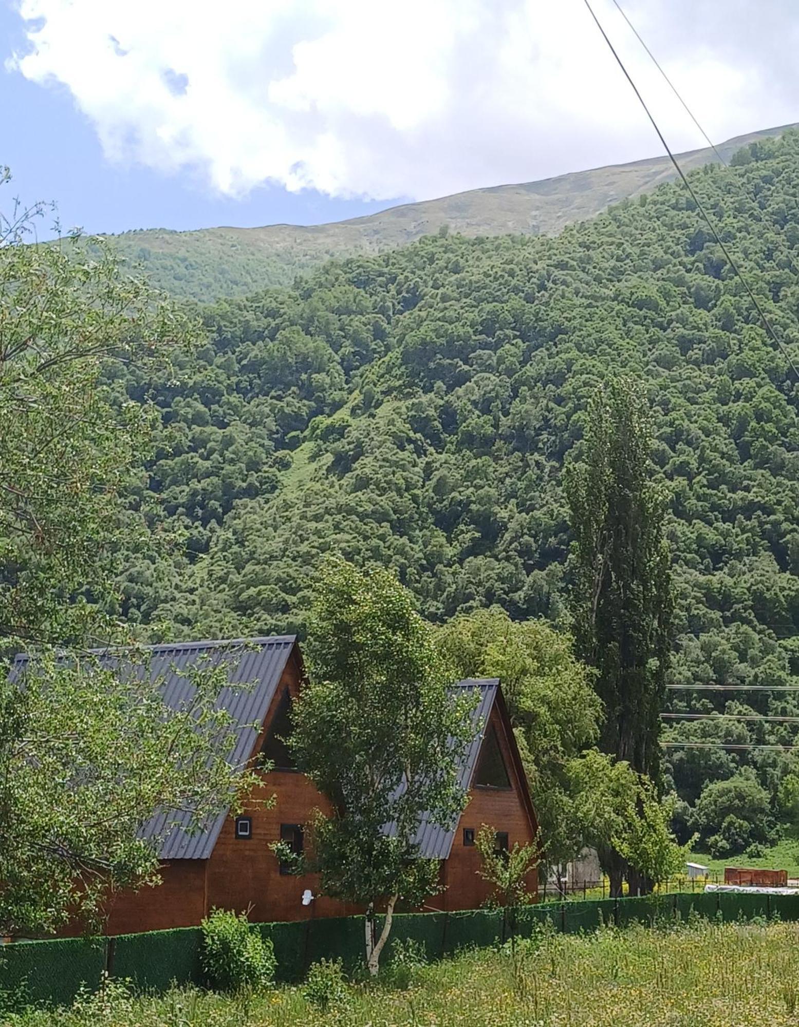 Panorama Cottages In Sno Стая снимка