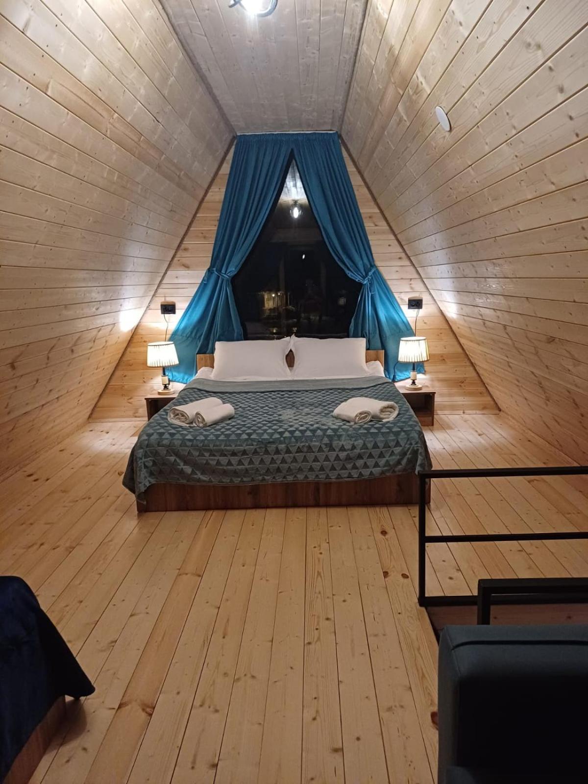 Panorama Cottages In Sno Екстериор снимка